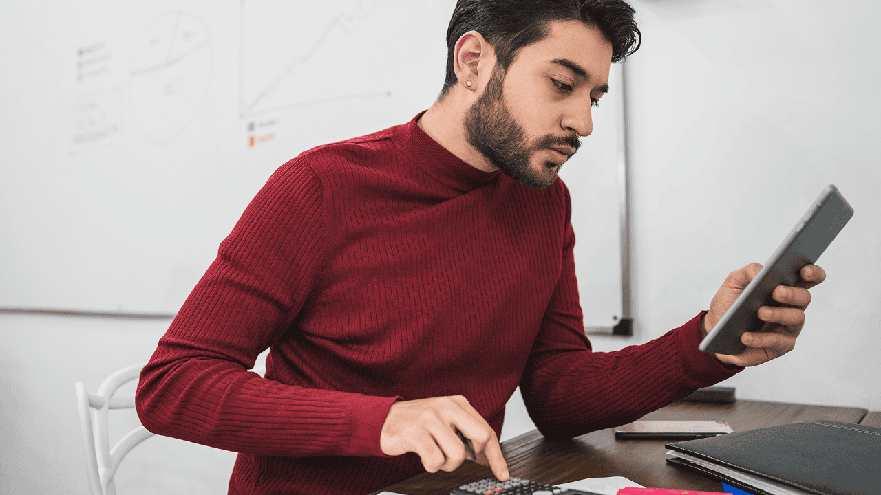 How to Calculate Employee Paychecks Accurately