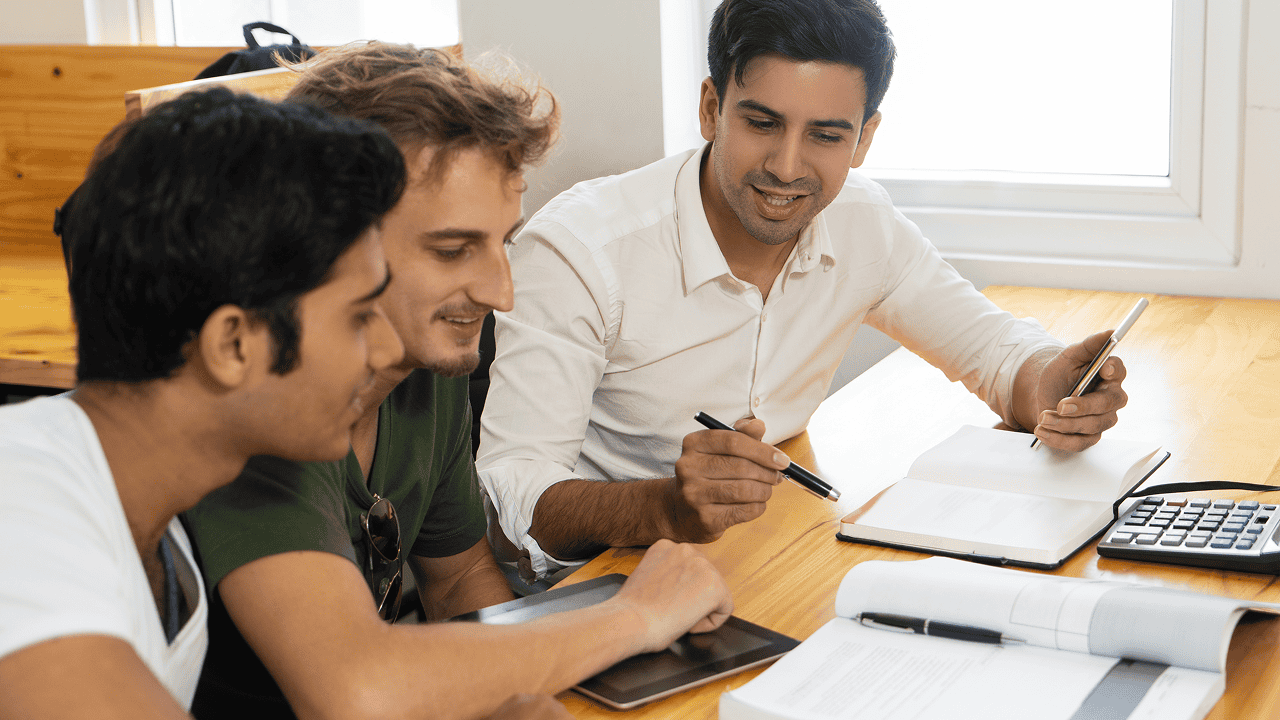 A Complete Beginner’s Guide to Payroll for Small Businesses